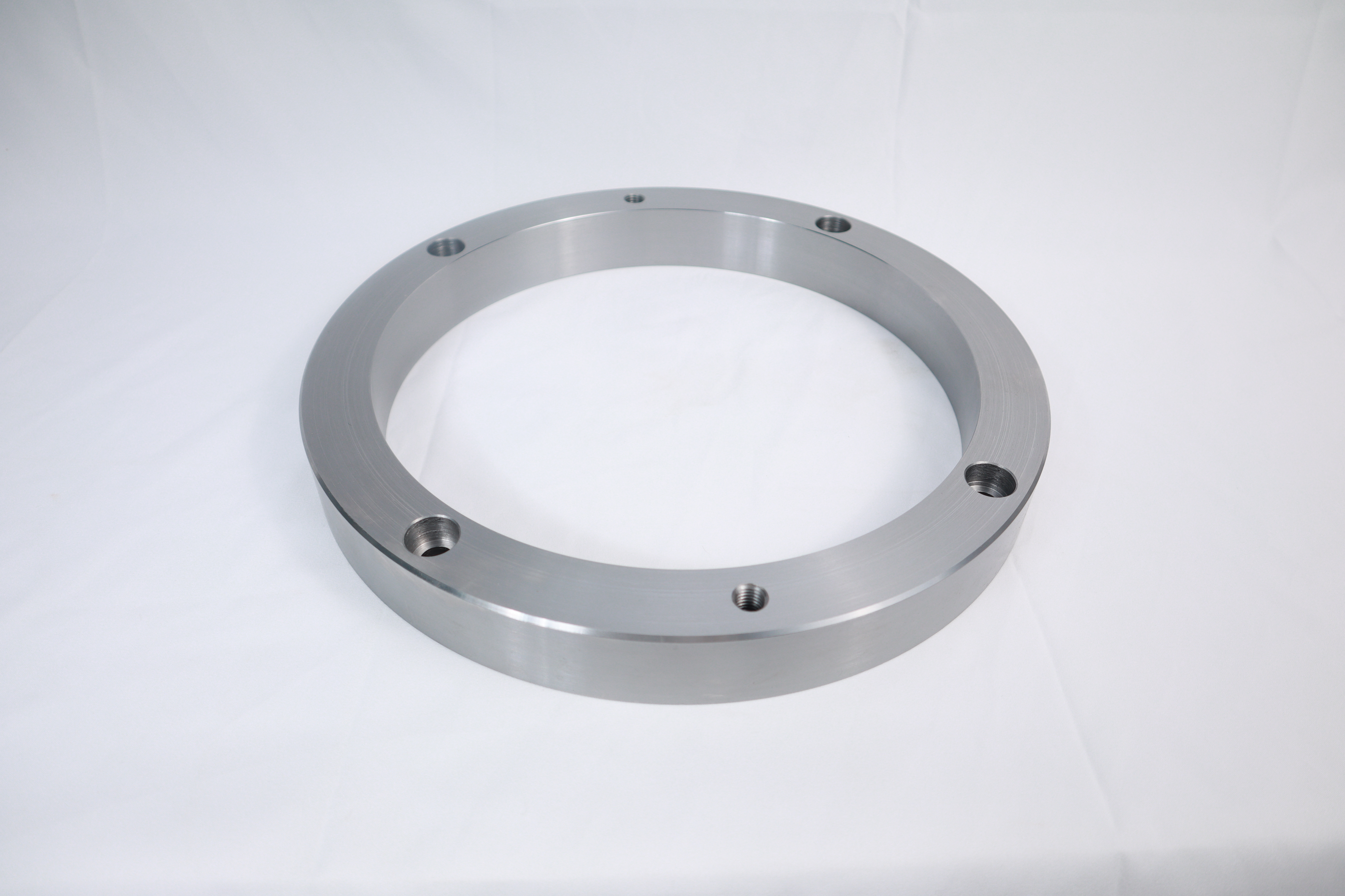 RETAINER, 700 OUTPUT SEAL
